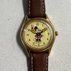 Vintage Minnie Mouse Disney Watch by Lorus
